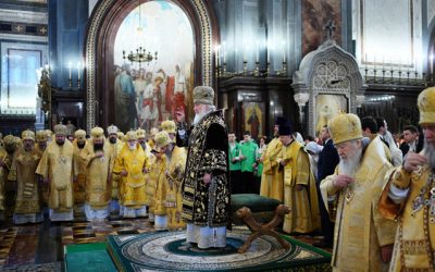 В одиннадцатую годовщину интронизации Святейшего Патриарха Кирилла епископ Сурожский Матфей сослужил Предстоятелю Русской Православной Церкви