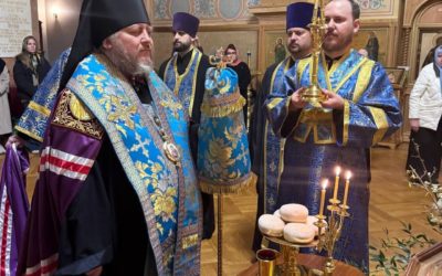 В канун праздника Благовещения и 100-летия со дня преставления святителя Тихона епископ Сурожский Матфей совершил всенощное бдение в Патриаршем соборе Нью-Йорка