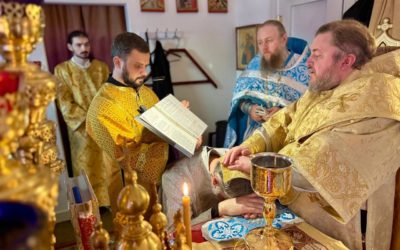В день празднования в честь иконы Божией Матери «Знамение» епископ Матфей совершил Литургию на подворье монастыря в Спокене
