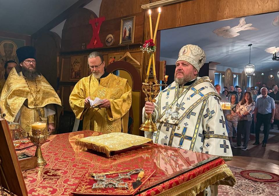 Архиерейское богослужение в храме свт. Иннокентия в Редфорде